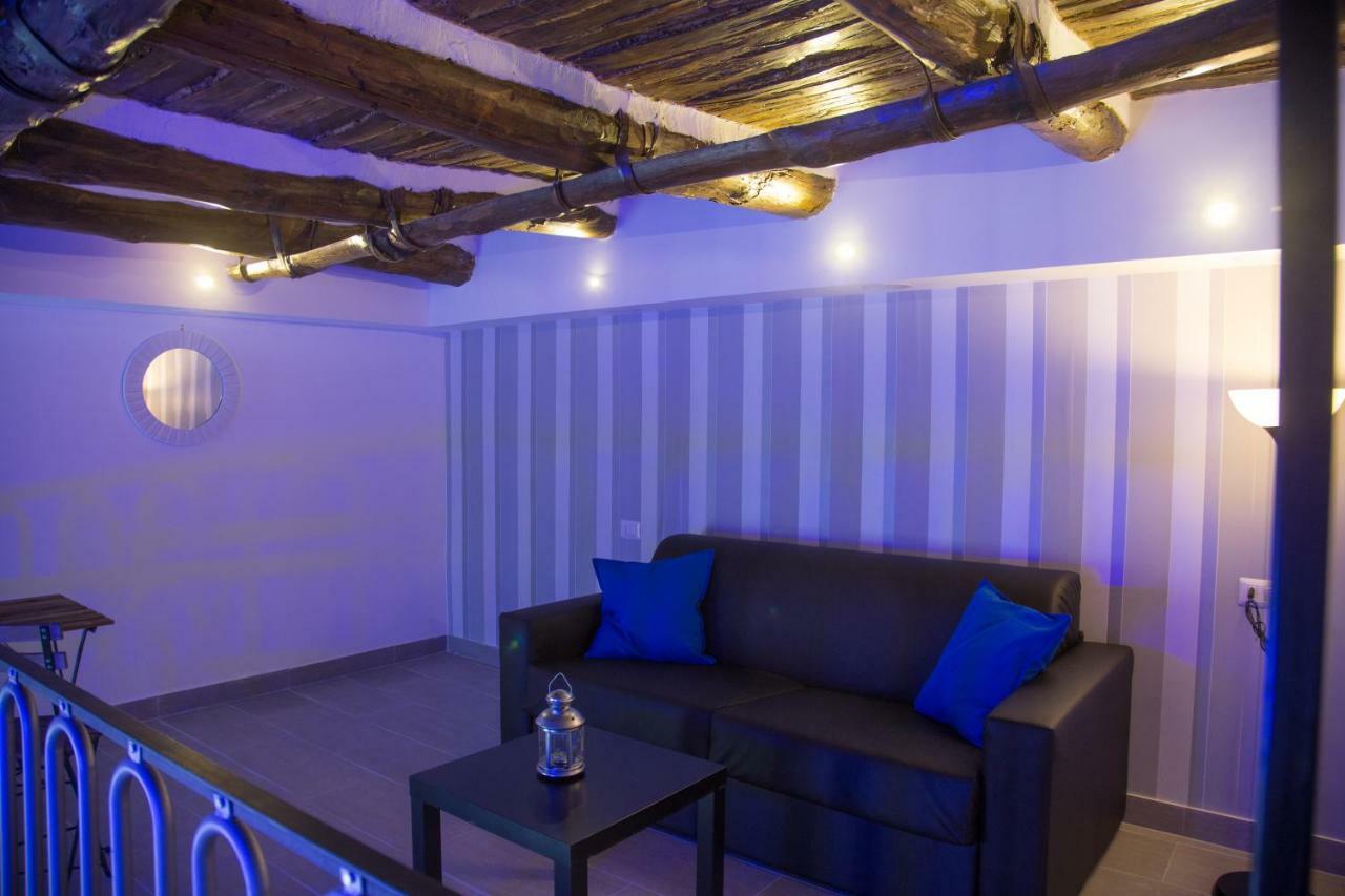 Vesuvius Luxury Suites ナポリ エクステリア 写真
