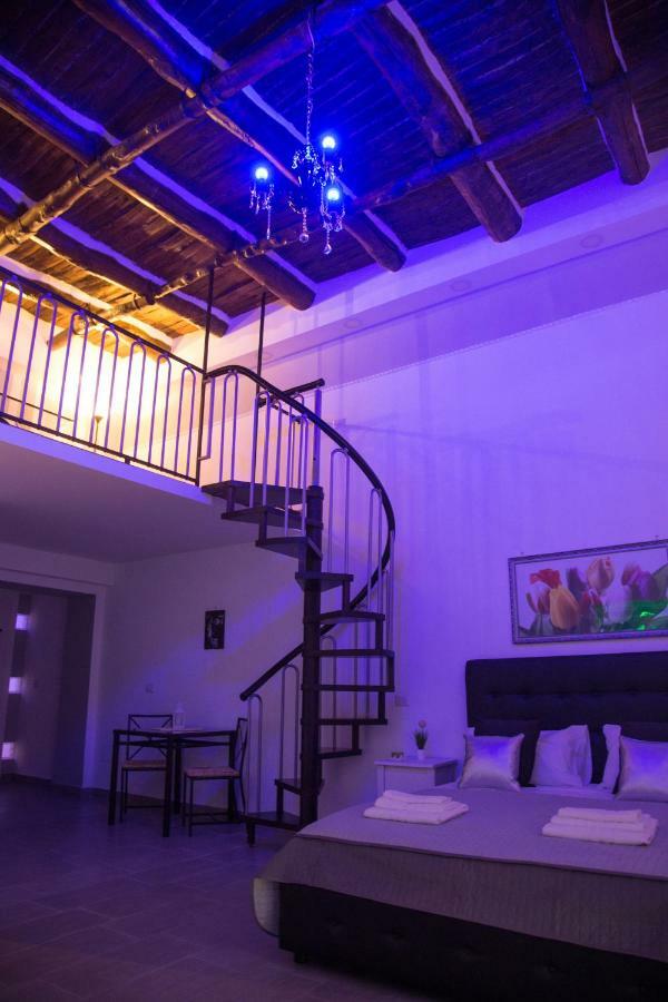 Vesuvius Luxury Suites ナポリ エクステリア 写真