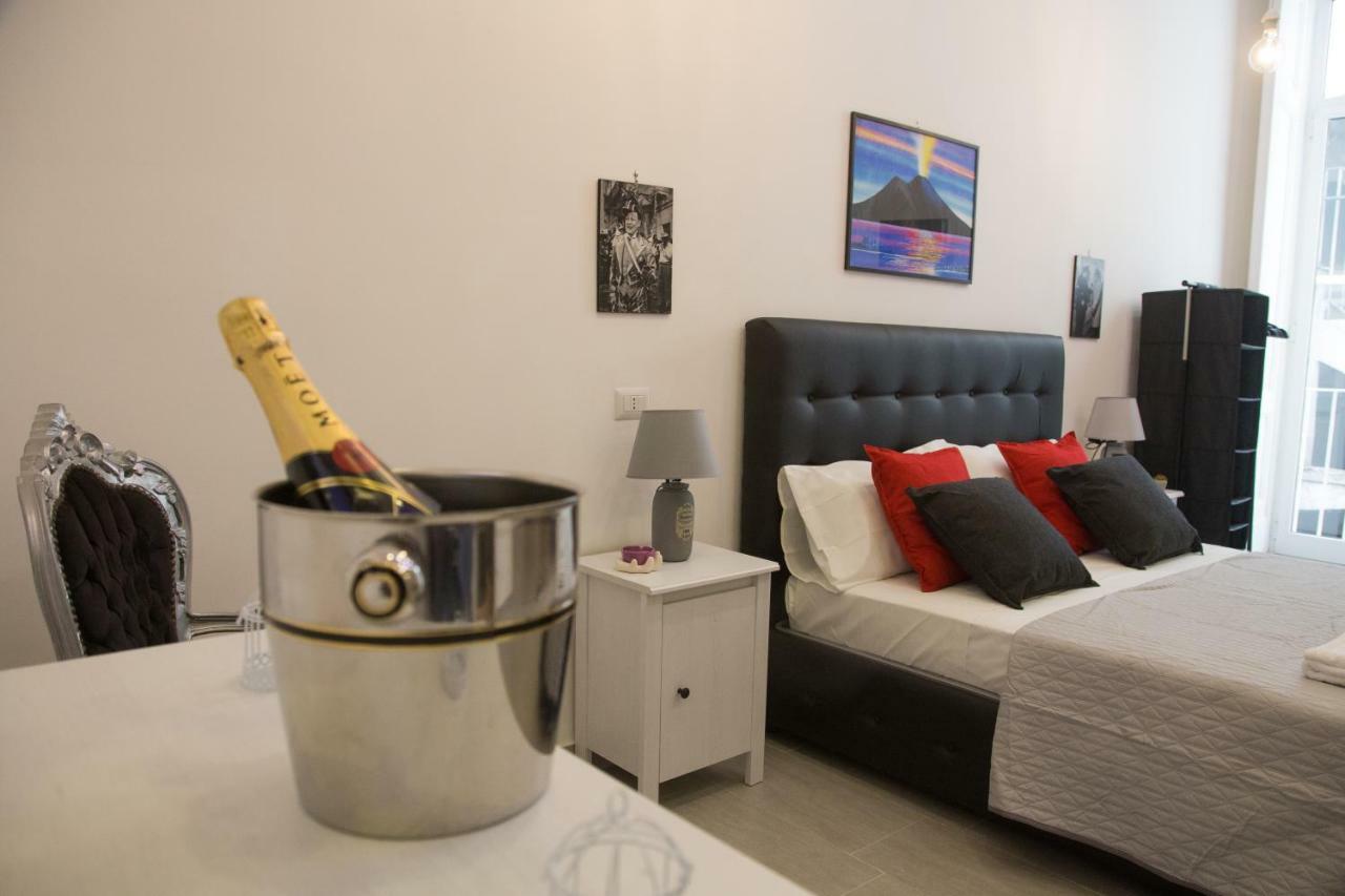Vesuvius Luxury Suites ナポリ エクステリア 写真